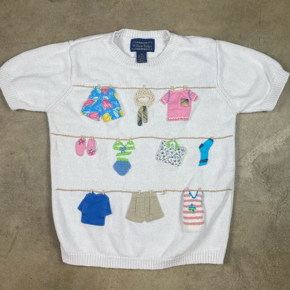 Vintage knit shirt sleeve wearer top